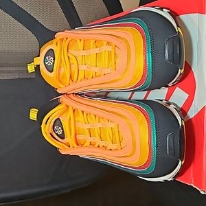 Nike Air Max 97 Sunburst men 10.5 US women 12 US
